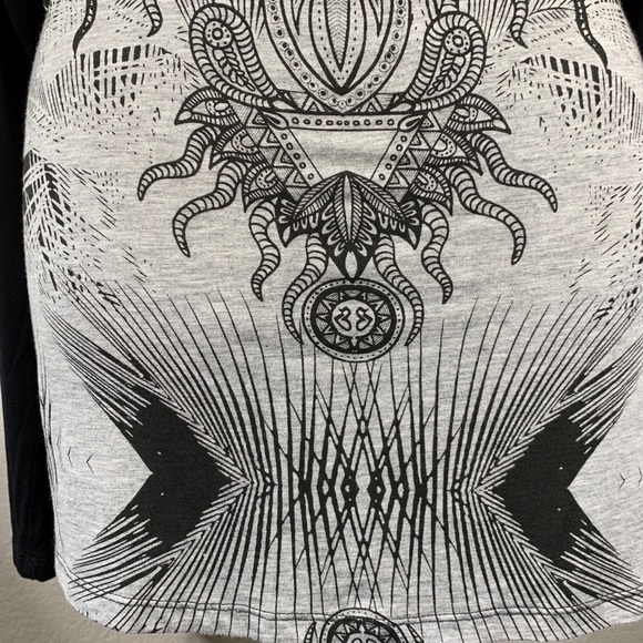 Mismash Dazzler Tee Shirt Size M Mixed Media NWT - Picture 5 of 8